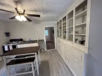 Cute Clayton Village Apartment. Dog friendly. With Boat Parking. - 2-Star