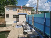#2 PET FRIENDLY! PONTOON/KAYAKS AVAILABLE! STUDIO CONDO CLOSE TO TOWN & MARINA!