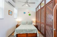 Sea Breeze - AppleSurf! Beachfront one bedroom in Apple Bay - 3성급