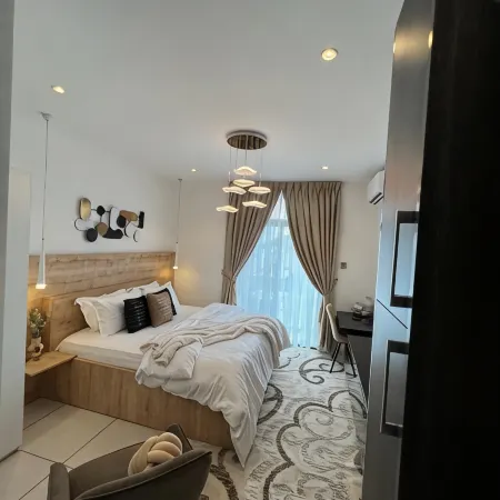 Embassy Gardens Luxury Suites Cpg