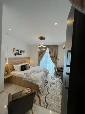 Embassy Gardens Luxury Suites Cpg Hoteles en 
