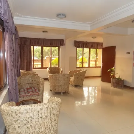 Kayegi Hotel Mbale