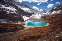 Lanyue Valley Hotel (Daocheng Yading Scenic Area) - غرفة مطلة على الجبل