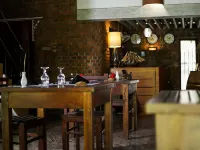 Pavana Hotel