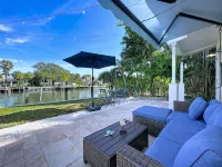 Wonderful Canal Front Condo! See Manatees Right From Your Doorstep!Cabana #10