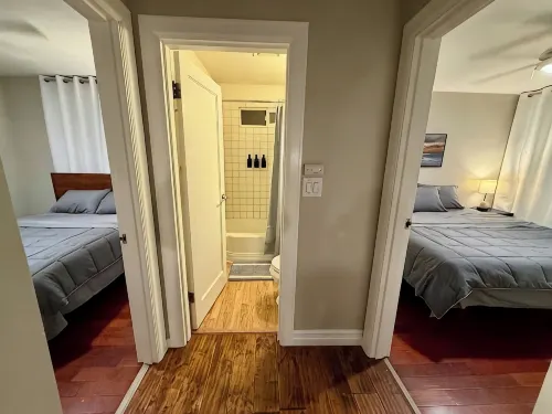 Renton Gem: 2BR Near Airport, Landing, Southcenter, Bellevue, Seattle