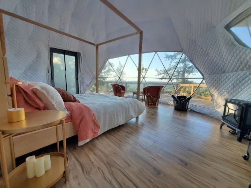 Romantic GLAMPING w Vista Views of WHITE RIVER - 3-Star