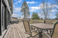 Boyne City- close to golf, lakes, shopping and more!!! - 4-Star