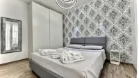 Elegant renovated apartment in the center of town, a few steps from the beach