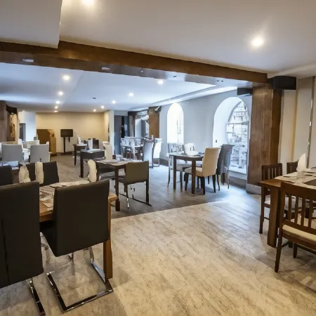 The George Wright Boutique Hotel, Bar & Restaurant