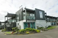 Alpha Motor Inn Hotel a 