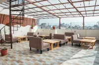 Kusum Airport Hotel - Mountain View