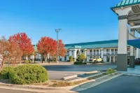 Days Inn by Wyndham Saint Pauls - 2 stjerner
