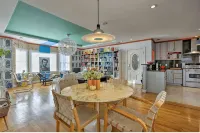 2 Bedroom/2 Bathroom Stylish Designer Flat - Bungalows