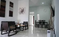 Golden Hawaii Villa Singkawang