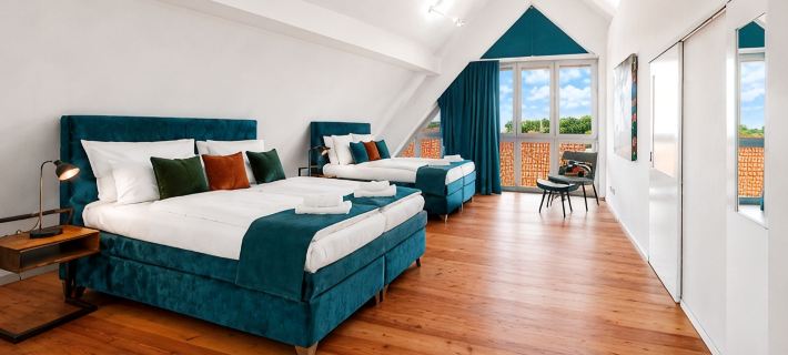 HELLOFLATS: Luxury Penthouse / Balcony / Parking / Center / Therme / MUC Airport Hotels in Erding