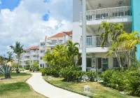 Beachfront Oversized 1 Bedroom Condo, Playa Turquesa - 2-Sterne