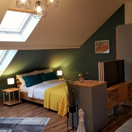 Apartment mit Terrasse und Großen Garten