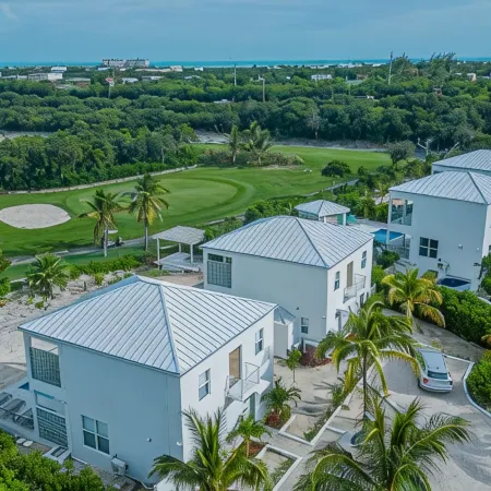 Villas with Private Pool 5 Min to Grace Bay Beach