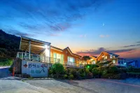 Namhae Painter and Flower Stay - Pensionat