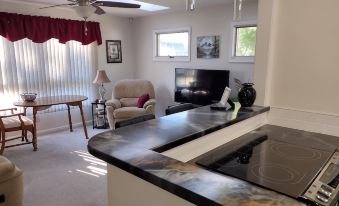 Charming suite in Marion IN,  right next to Indiana Wesleyan University