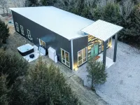 Bison Cabin with Hot Tub, Air Hockey & Pool Table, South of Norman Hotels in McClain County