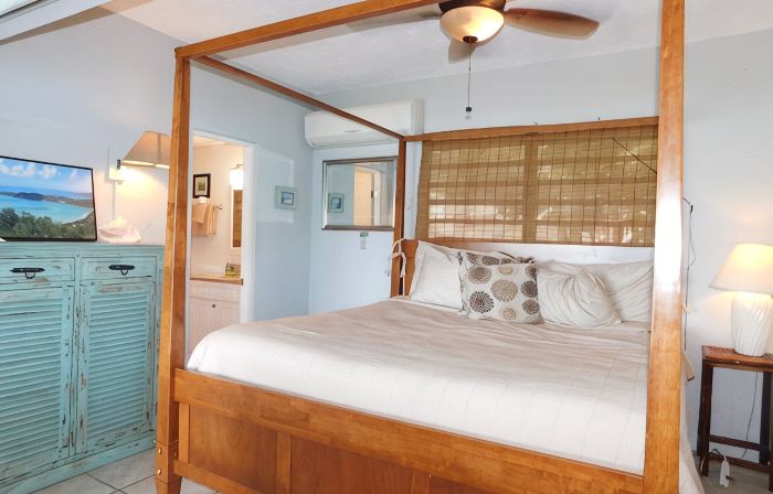 Million Dollar Views: Walk to Beach, Pools, and Restaurant