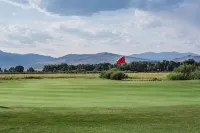 Modern Mountain Golf/Ski/Lake Retreat w/ Hot Tub - 무료 와이파이