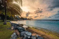 Dream Villa · Direct Beach Access · Pool · 2Br Gated · Dorado, PR