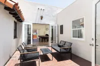 La Jolla Village Spanish Villa w/AC - บังกะโล