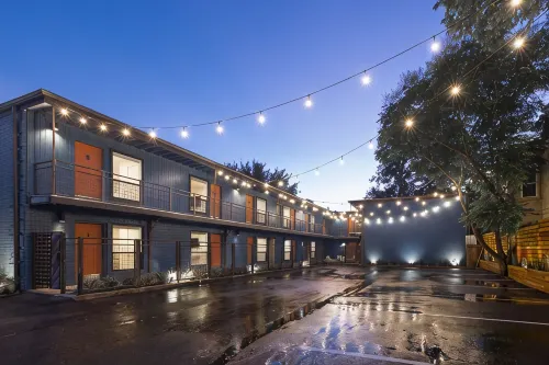 Kaleidoscope Boho Décor" Studio 2 Artsy Walkable Montrose. - Condos