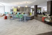 Home2 Suites by Hilton Louisville Airport Expo Center - Airport Shuttle