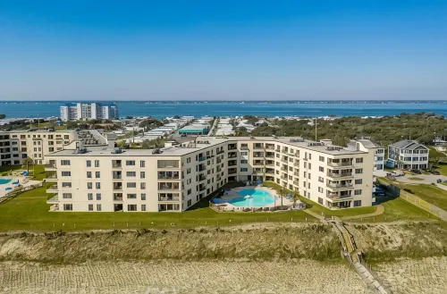 4bedroom beach front, breathtaking, spacious, updated - Wifi