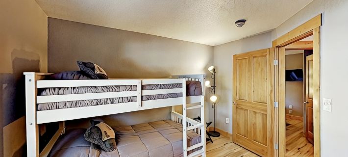 Remodeled 2 Bedroom Downtown Condo sleeps 6! Ξενοδοχεία στην πόλη Routt County