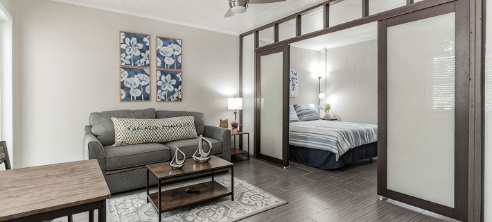 One-bedroom Beach Apartment Hotels in Riviera Beach