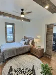 Chic Urban One-Bedroom Loft in downtown Big Timber w/ Recreation All Around - 4성급