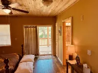 Cozy Cabin Boarding Winslow Hill Elk Viewing Area! - Chalets