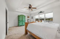 Riverfront Relaxation - Chalets