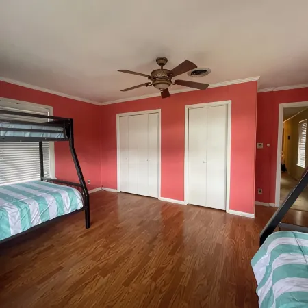 Bay Brick house near the beach and great saltwater fishing huge boat parking