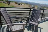 Suite Home @ Cave B - 2BR - Walk to the Gorge - 4-Star