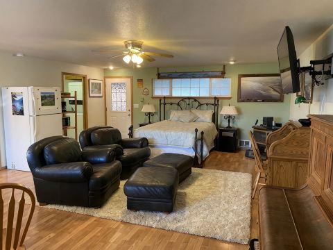 Hutchison Ranger Suite