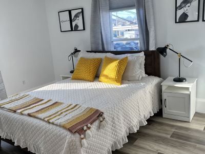Remodeled Townhouse close to Boston