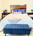 Indulge, just steps to pristine beaches, restaurants & shopping. - Boutique