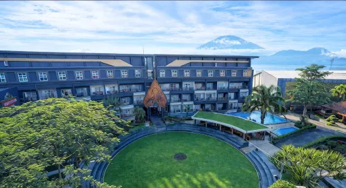 Griya Persada Convention Hotel & Resort - parcheggio