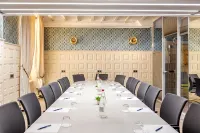 Hotel le Maxime, BW Signature Collection - parking