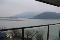 Nanbei Lake Huguang Shanju Holiday Hotel - Bjergudsigt