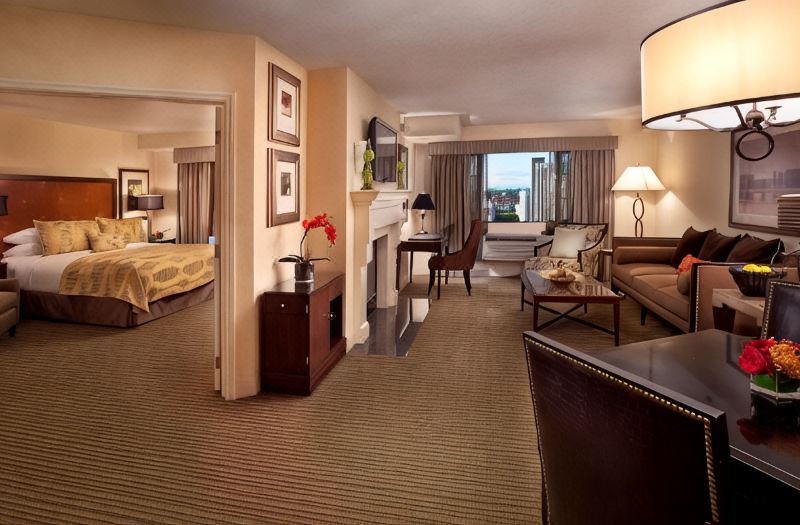 The Paramount Hotel Portland