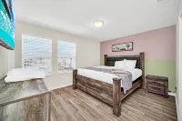 Orlando Oasis: Luxury 8Br Villa with Private Pool,  Close to Disney - Private Pools