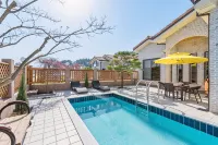Taean Ocean Terrace Pool Villa -  Ferienhäuser