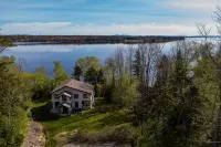 Oceanfront, water views, Overlook at Shore Haven, sleeps up to 12 - Kuntosalit